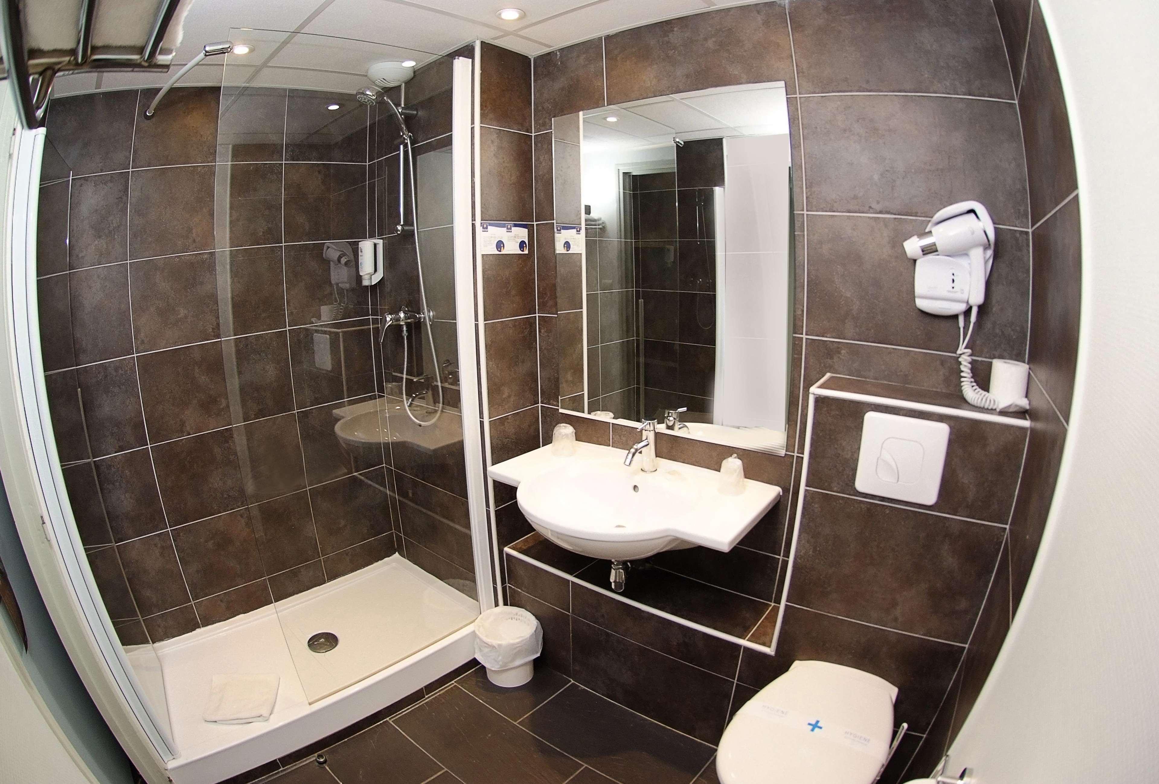 Hotel Kyriad La Rochelle Centre Ville Εξωτερικό φωτογραφία