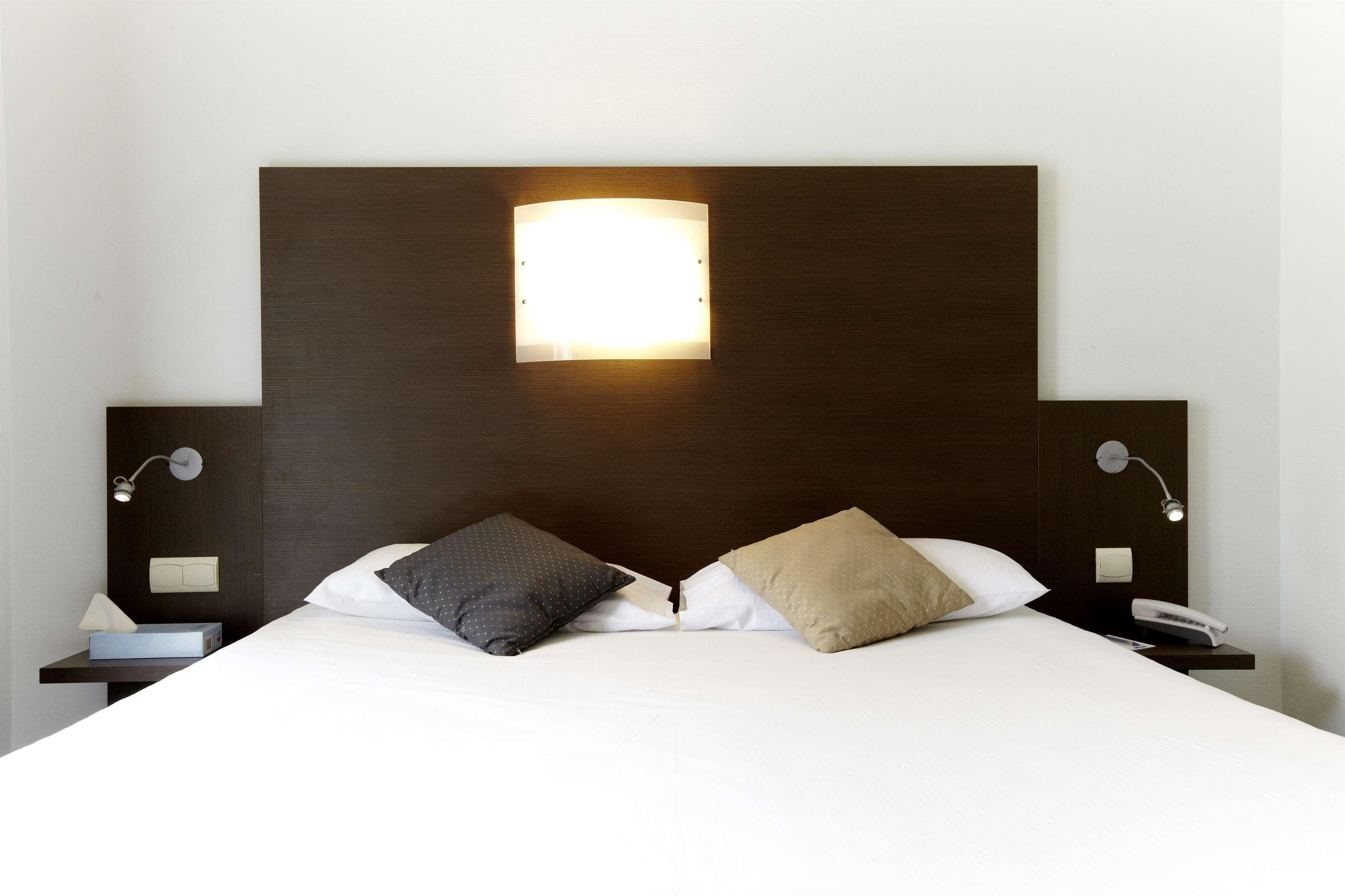 Hotel Kyriad La Rochelle Centre Ville Εξωτερικό φωτογραφία