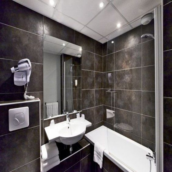 Hotel Kyriad La Rochelle Centre Ville Εξωτερικό φωτογραφία